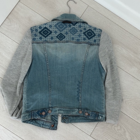 Denim jacket - Picture 2 of 2